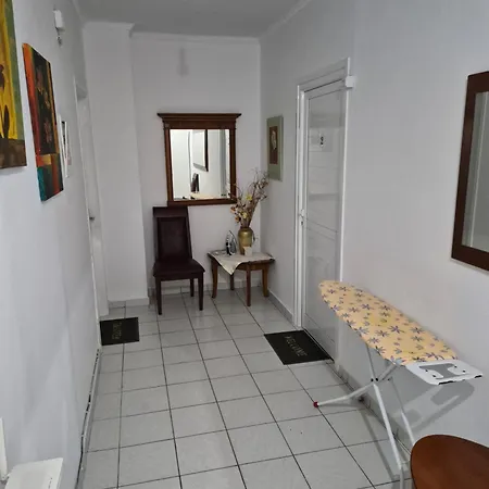 Daniel'S Apartment'S * ساراندا