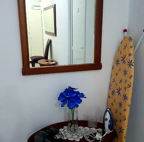 Daniel's Apartment's *