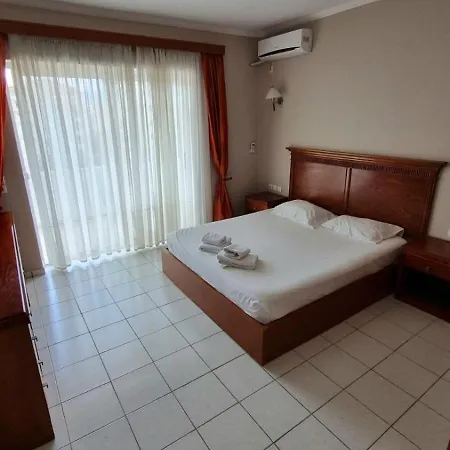 Daniel's Apartment's Sarandë