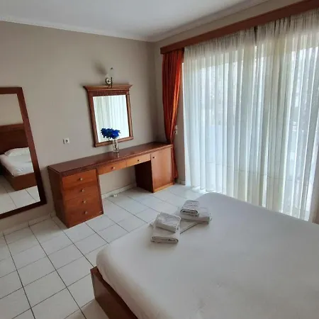 Daniel's Apartment's